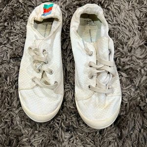 Women size 8 sandals